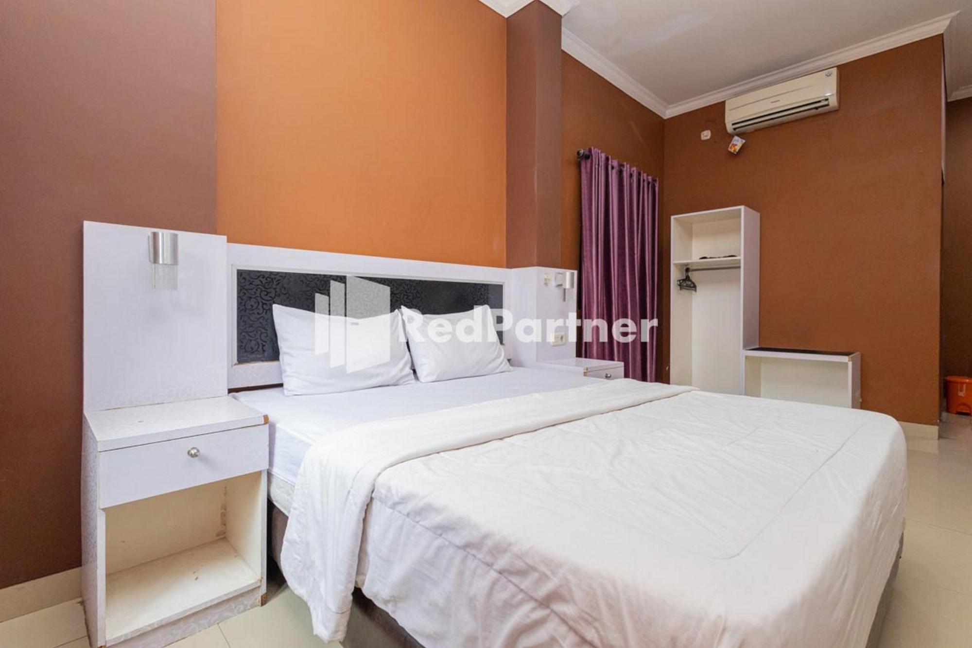 Star Hotel Jaksa Mitra Reddoorz Jakarta Extérieur photo