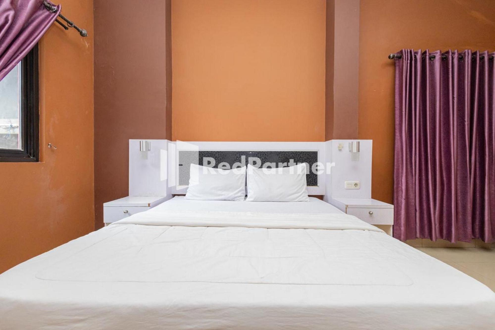 Star Hotel Jaksa Mitra Reddoorz Jakarta Extérieur photo