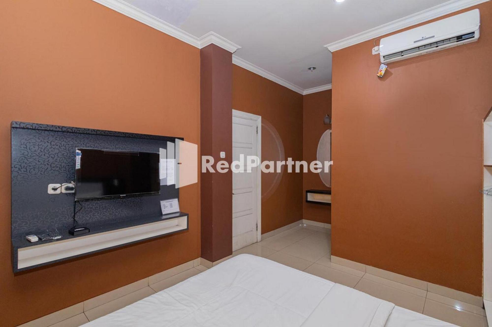 Star Hotel Jaksa Mitra Reddoorz Jakarta Extérieur photo